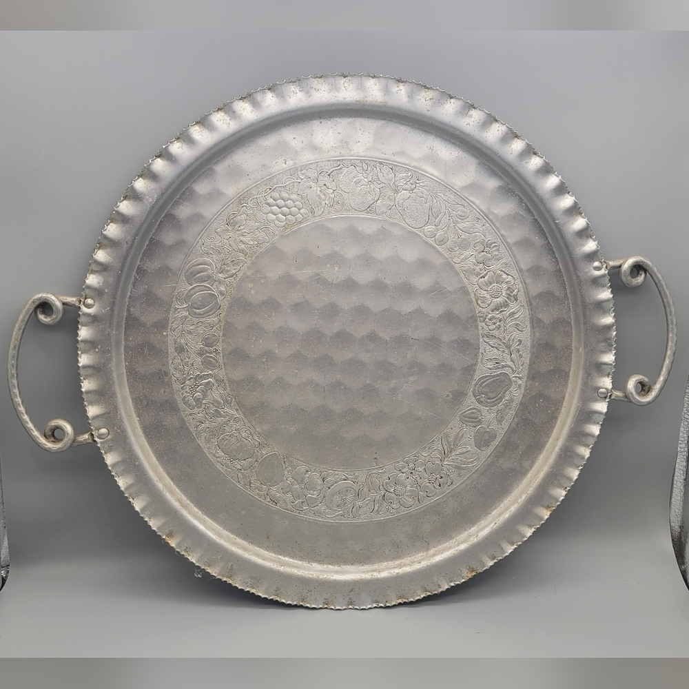 Mid Century Vintage Cromwell Round Hand Wrought Aluminum Large Serving Tray